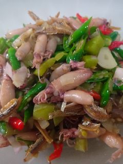 Foto resep Tumis Cumi Asin