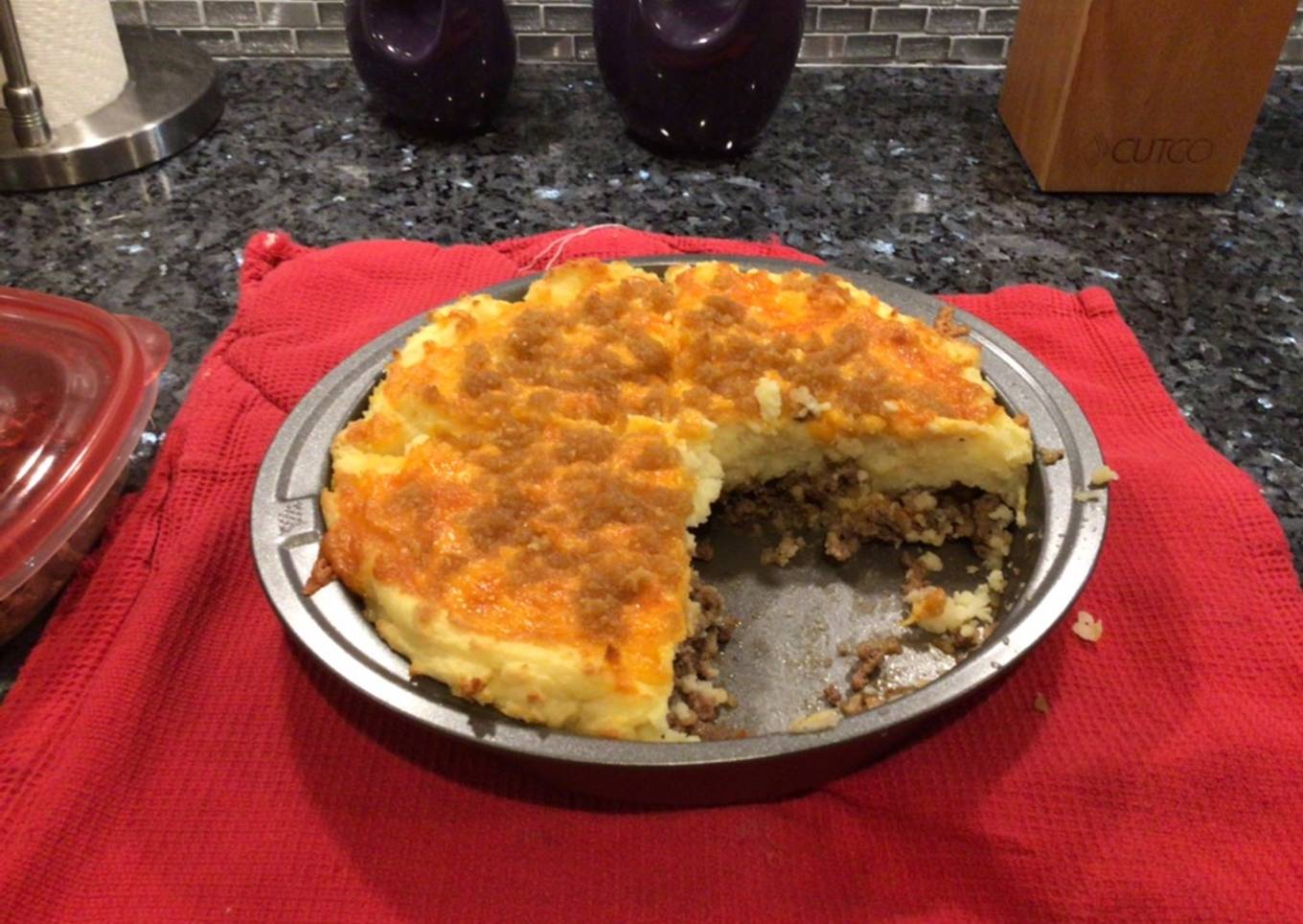 Meat և potato pie