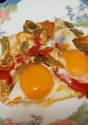Una foto de Huevos estrellados picantones