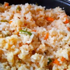 A picture of Raw mango mixed Vegetable rice.