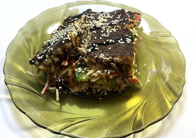 Суши-торт с сёмгой и крабовыми палочками – пошаговый рецепт с фото