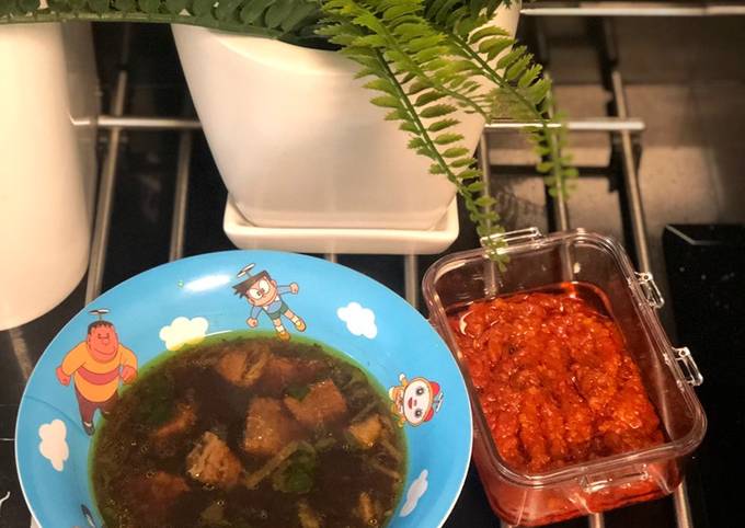 Rawon bumbu instan dan sambal rawon enak