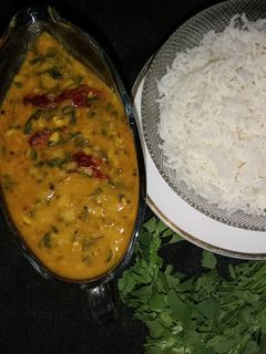 बथुआ अरहर दाल (Bathua Arhar dal recipe in hindi) रेसिपी मुख्य फोटो