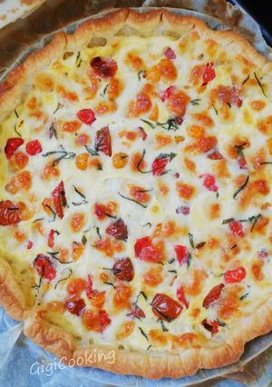 Une photo de Tarte feuilletée au thon, tomates cerises et mozarella