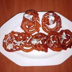 A picture of Traditional Punjabi Jabeli.