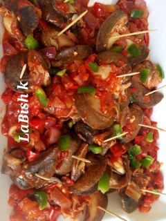 A picture of Peppered snail.