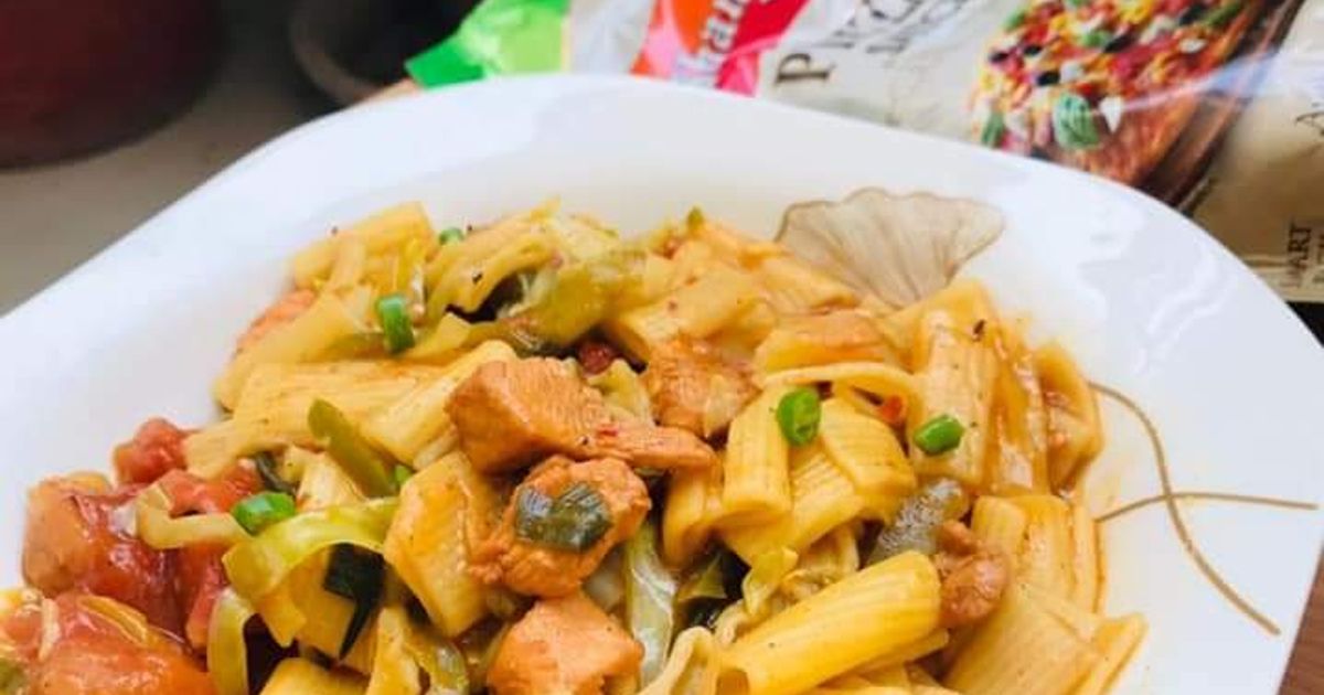 Tri Color Rigatoni Recipe by Zobia Sajjad - Cookpad
