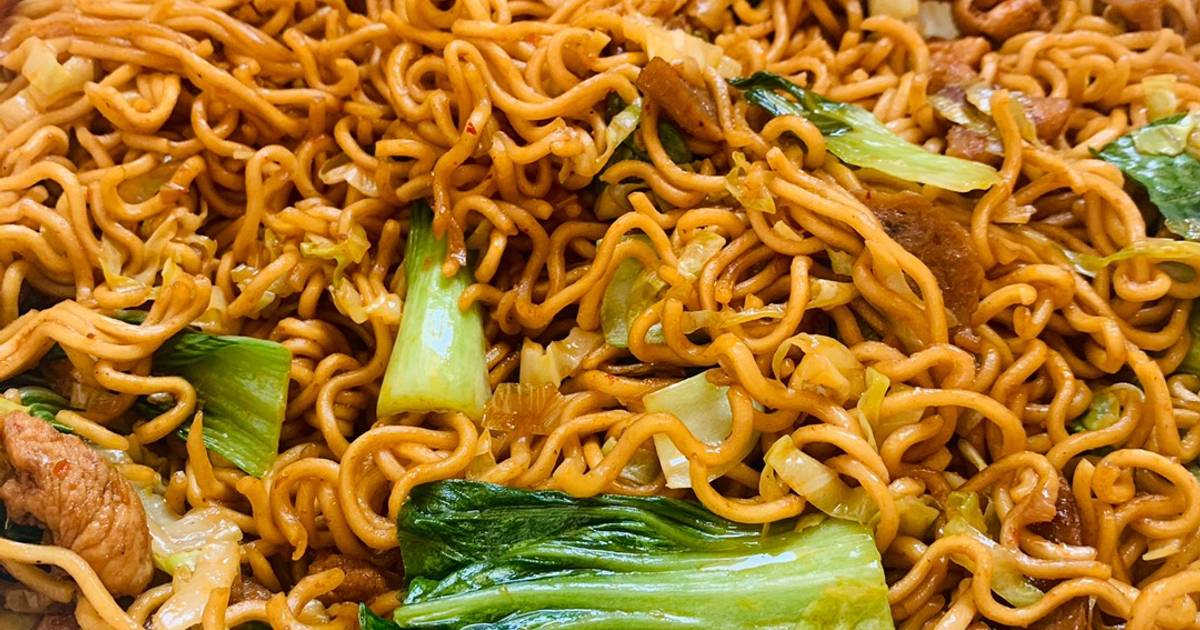 Resep Javanese Fried Noodle with Ebi oleh Steffi Adita - Cookpad