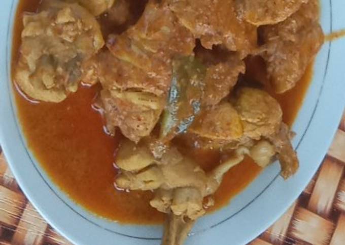 Ayam gulai (Kalio)