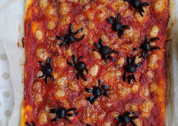 Modo semplice a Fai Fatto in casa La pizza di Halloween