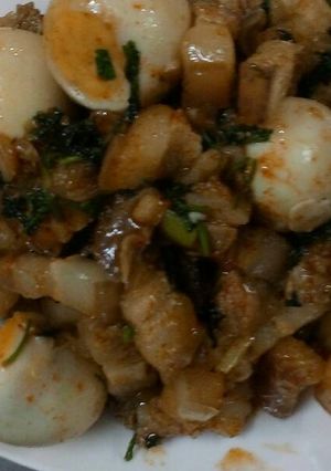 Hình của món Thịt kho trứng.