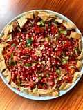 سلطة ملونة بالدبس الرمان