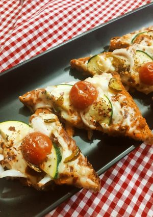 A picture of Pizza toast.