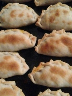 Una foto de *Empanadas de pollo*