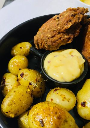 A picture of Lemon Chilli Mayo Dip.