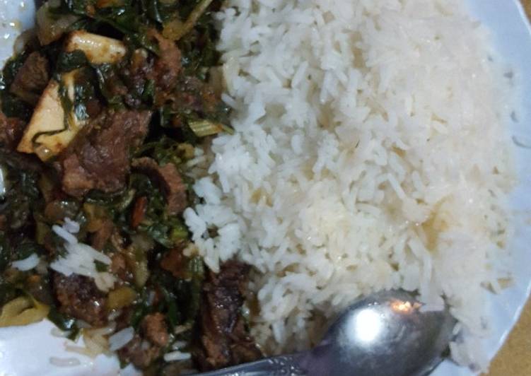 Steps to Prepare Favorite Coconut rice with spinach stew