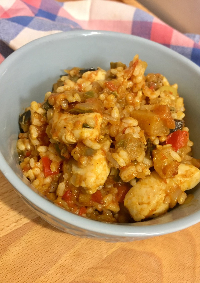 Una foto de Pollo moruno con arroz