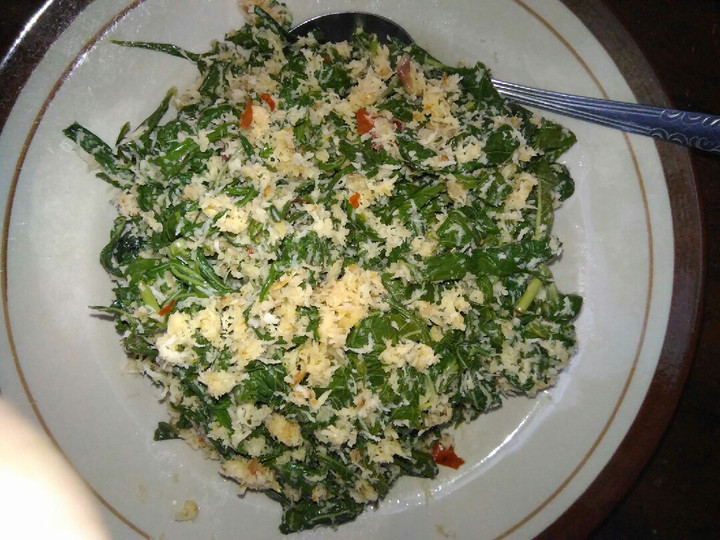 Anti Ribet, Membuat Urap Daun Singkong Farah Quinn