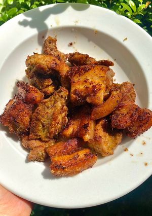 Hình của món Ba rọi chiên xả ớt.
