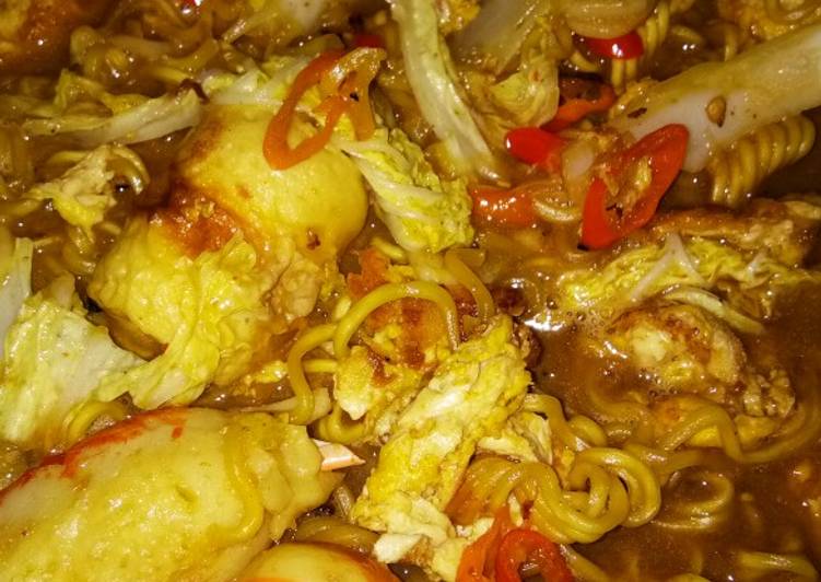 Langkah Mudah untuk Menyiapkan Mie dokdok seafood Anti Gagal