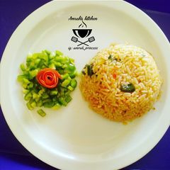 A picture of Jollof rice.