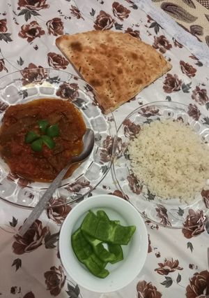 عکسی از دستور خورشت گوجه بادمجان🤤😋😋👌