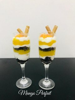 மாங்கோ ஓரியோ பர்ஃபைட் (Mango oreo purfite recipe in tamil) செய்முறை முக்கிய புகைப்படம்