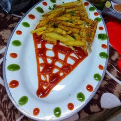 A picture of Chatpate fries.