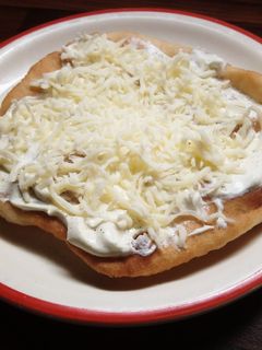 Lusta lángos recept fotója