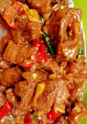Foto resep Oseng daging sapi pedas saus tiram