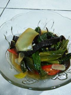 Foto resep Tumis Pakcoy Jamur Kuping