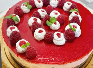 Foto di LA MIA CHEESECAKE AI LAMPONI: UNA TENTAZIONE FRESCA E CREMOSA