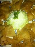 Crema de aguacate y chips