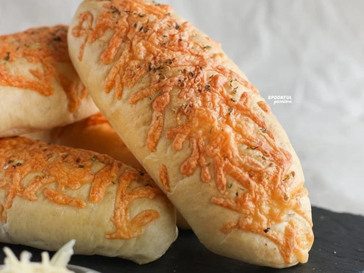 Recipe Cheesy Bread [with Homemade Pizza Dough] the Can Spoil the Tongue Makes you drool