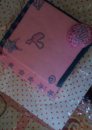 A picture of Cake.