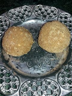 ચૂલમા ના લાડવા રેસીપી મુખ્ય ફોટો