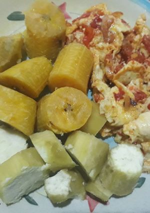 A picture of Plantain and sweet potatoes with egg sauce.