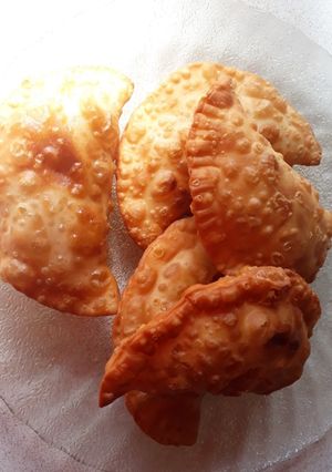 Una foto de Empanadas de atún y arroz fritas
