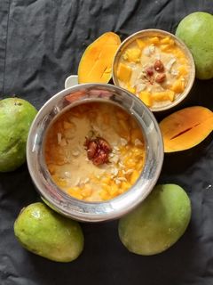 आम की रबड़ी (Aam ki rabdi recipe in hindi) रेसिपी मुख्य फोटो