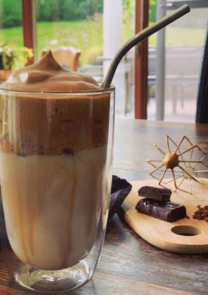 Une photo de DALGONA COFFEE ☕️