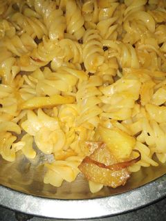 मैकरोनी (Macaroni recipe in Hindi) रेसिपी मुख्य फोटो
