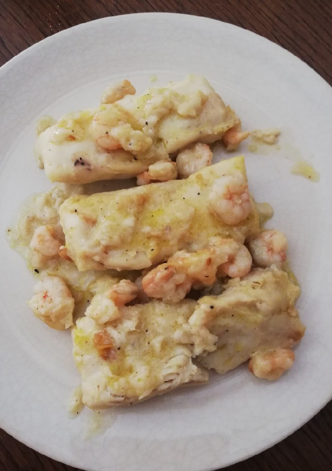 Una foto de Bacalao con gambas