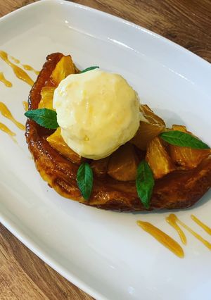 A picture of Pineapple & Mango Tarte Tatin.