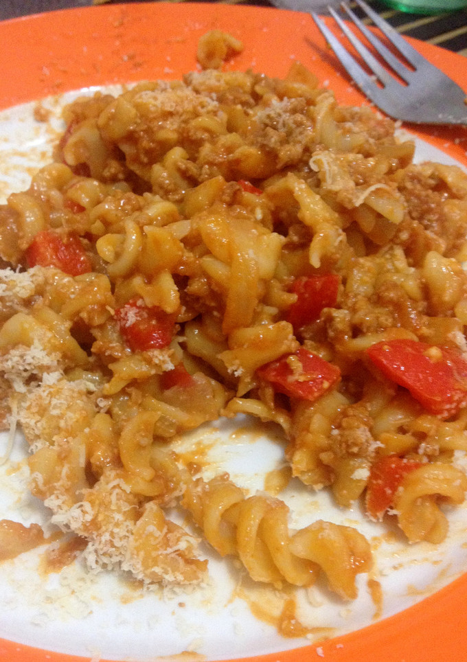 Una foto de Fideos con salsa bologñesa