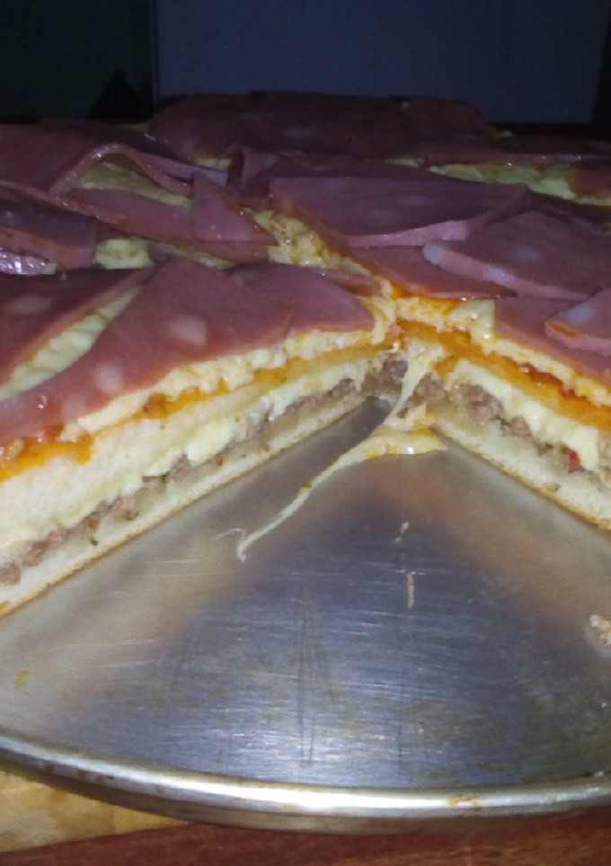 Una foto de Pizza rellena fácil