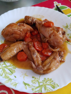 Una foto de Pollo al vino blanco