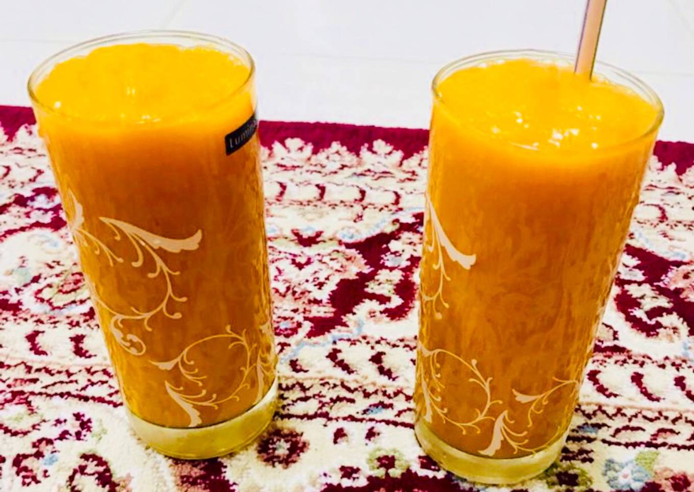 Quick & simple mangoes juice