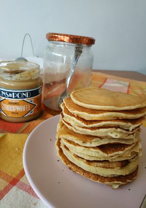 A picture of Easy and Quick Pancakes!.