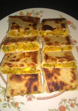 A picture of Mughlai paratha.