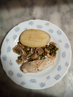 Una foto de Pechuga de pollo en papillote